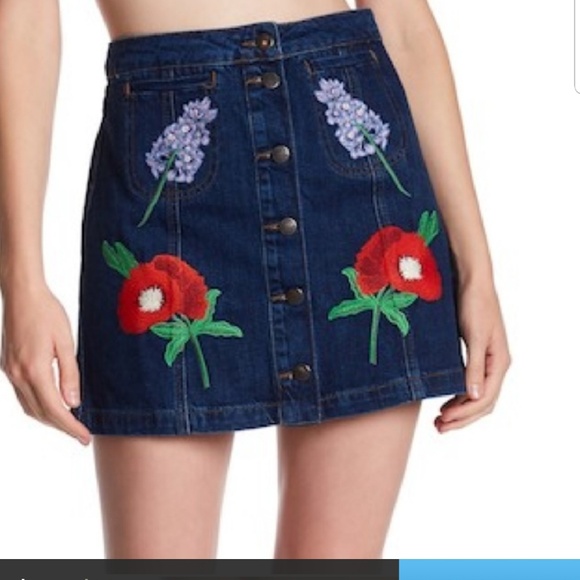 Topshop Dresses & Skirts - TopShop Moto Embroidered Denim Skirt